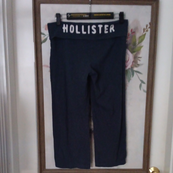 Hollister Early 2000s Dark Blue Cropped Yoga Pants - Picture 1 of 6